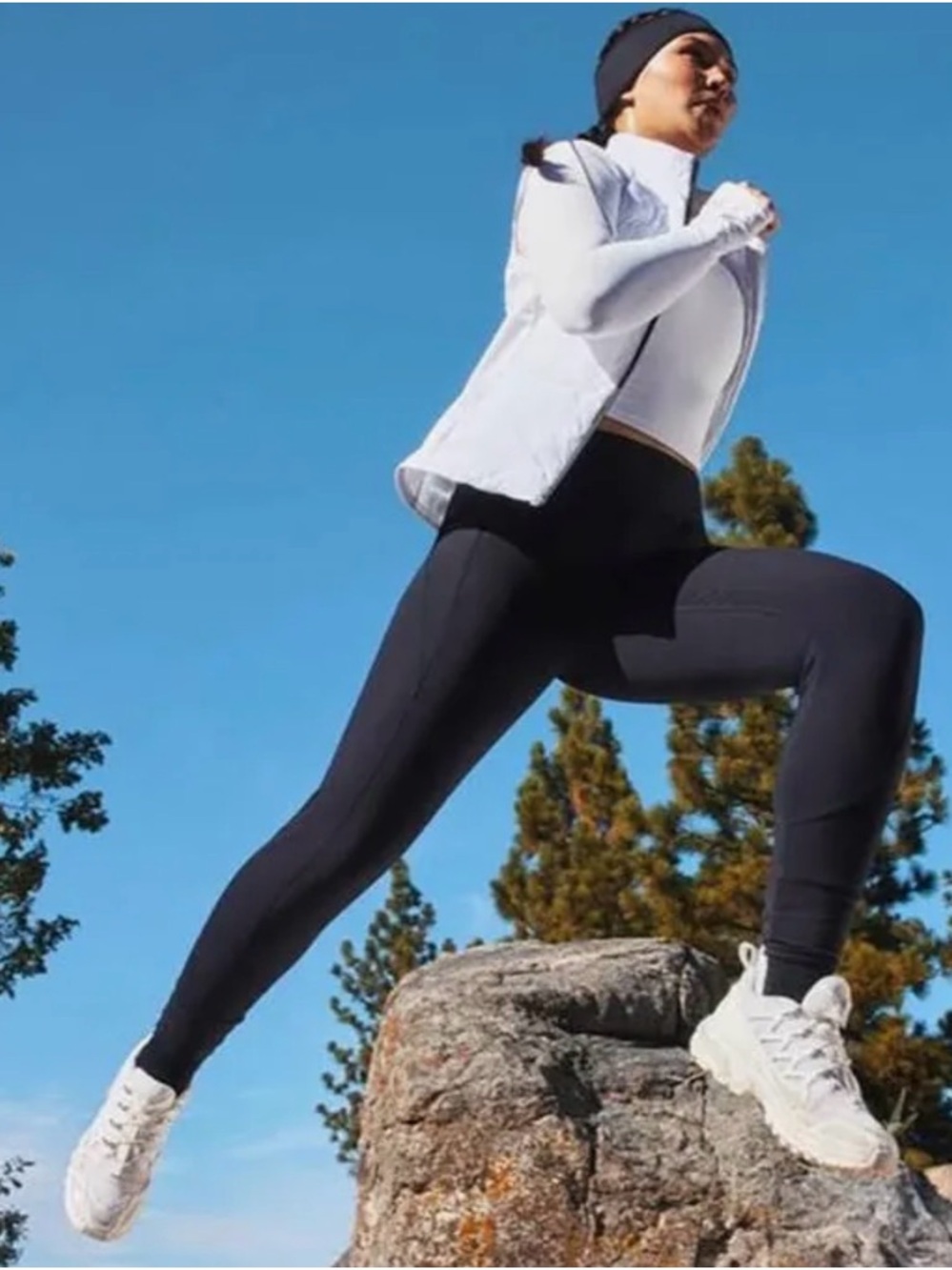 Athleta Rainier Mid Rise Jogger Black Size Large EUC